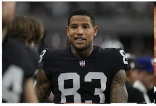 Read more about the article Darren Waller  Biography and Family Members.