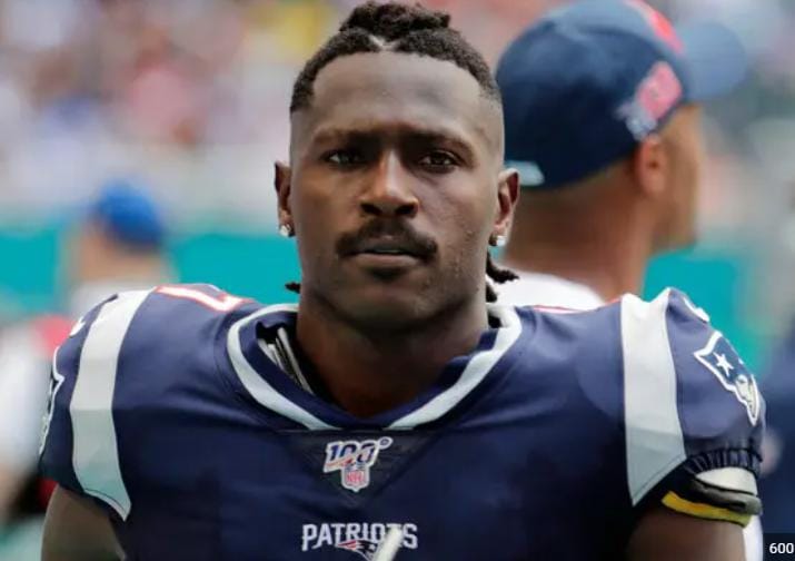 Read more about the article Antonio Brown Biography and Family members